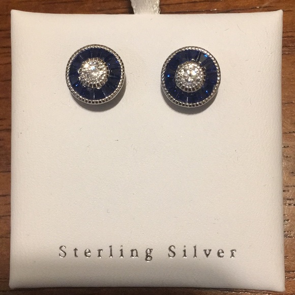 Contessa di Capri Jewelry - Sterling Silver Sapphire Earrings w/Velour Box